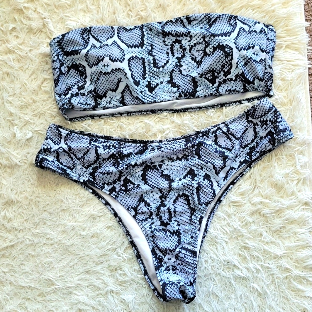snakeskin bandeau bikini xl